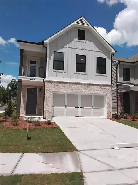 1074 Crest Mill Dr, Marietta, GA 30008