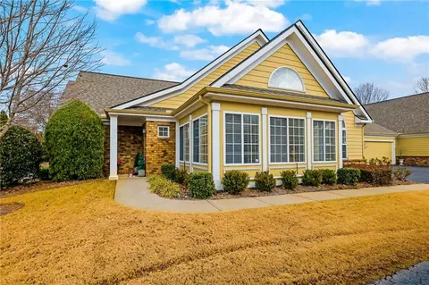 402 Sweet Apple Cir, Alpharetta, GA 30004