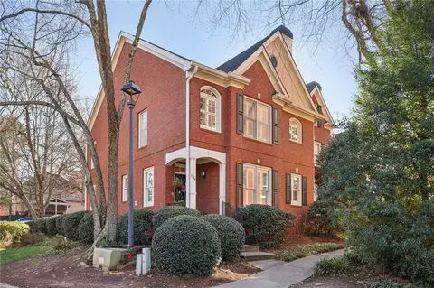 1184 Brookhaven Gln NE, Atlanta, GA 30319