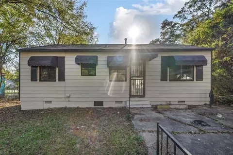 2813 Clover Ln, Columbus, GA 31903