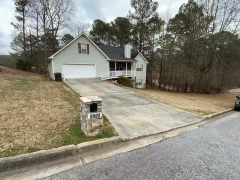 3902 Laurel Bend Dr, Snellville, GA 30039