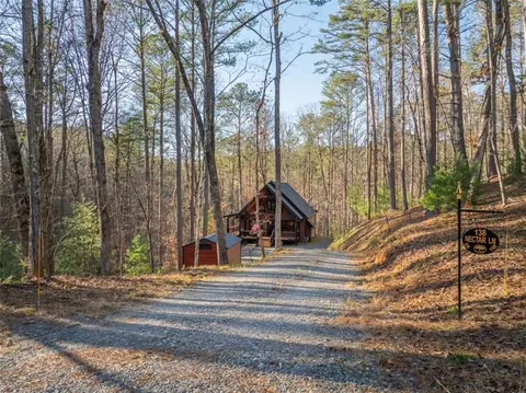138 Nectar Ln, Ellijay, GA 30540