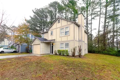 6303 Creekford Ln, Lithonia, GA 30058