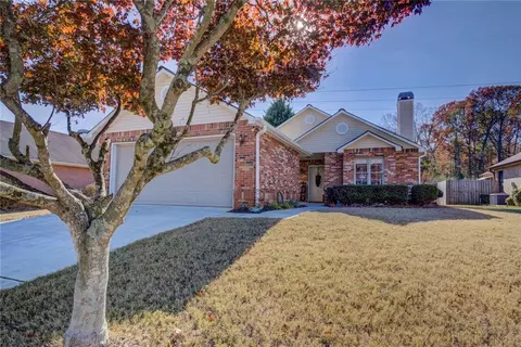 3332 Salem Cove Trl, Conyers, GA 30013