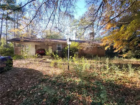 2044 Shallowford Rd, Marietta, GA 30066