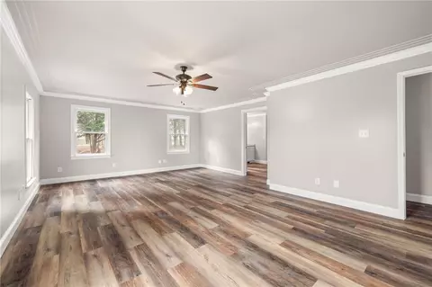 Living - 415 Ginger Trl, Demorest, GA 30535 photo 8 of 13