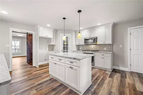 Kitchen - 415 Ginger Trl, Demorest, GA 30535 photo 2 of 10