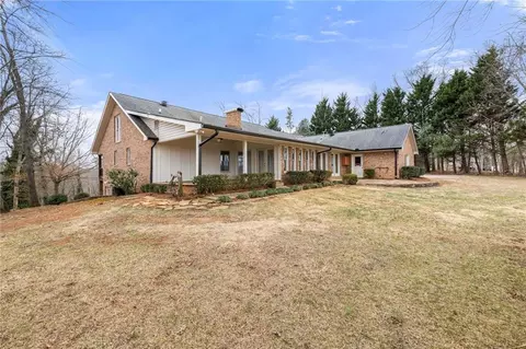 Exterior - 415 Ginger Trl, Demorest, GA 30535 photo 11 of 32
