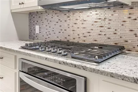 Kitchen - 415 Ginger Trl, Demorest, GA 30535 photo 8 of 10