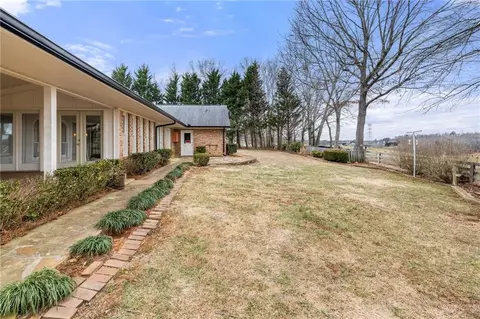 Exterior - 415 Ginger Trl, Demorest, GA 30535 photo 10 of 32