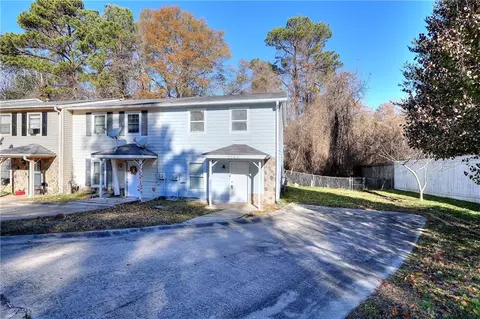 2520 Sweetridge Ct, Lithia Springs, GA 30122