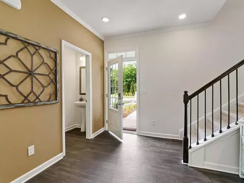 8251 Castleton Dr, Fairburn, GA 30213 photo 2