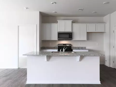 8246 Castleton Dr, Fairburn, GA 30213 photo 5