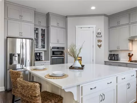6446 Sycamore Dr, Hoschton, GA 30548