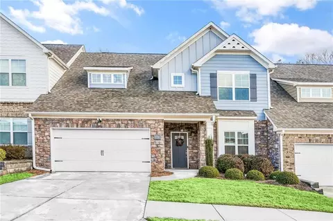 2736 Park Land Ln, Snellville, GA 30078