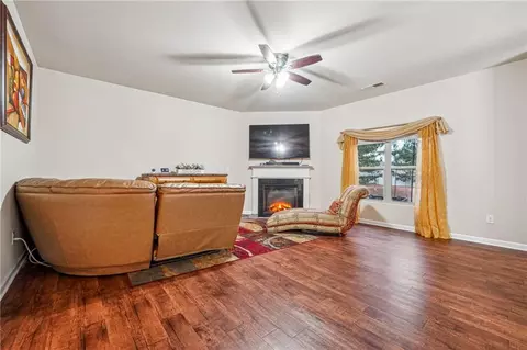 60 Silver Willow Ct, Covington, GA 30016 photo 4