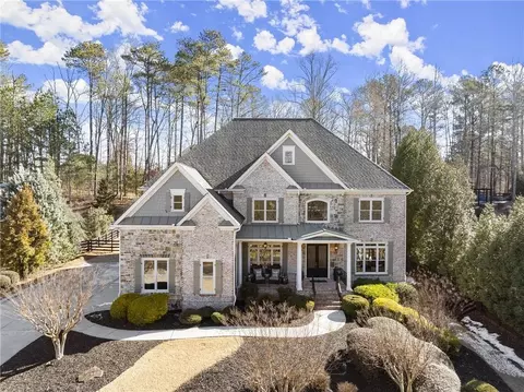 161 Triple Crown Ct, Alpharetta, GA 30004