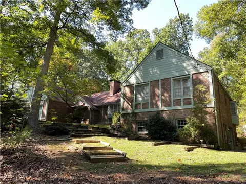 620 Whitehead Rd, Sugar Hill, GA 30518