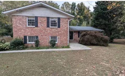 2309 Tuxedo Dr SE, Marietta, GA 30067