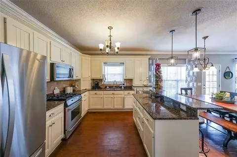 511 Champion Dr, Canton, GA 30114 photo 12