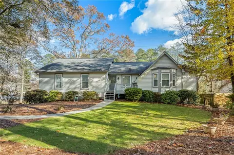 1962 Winding Creek Ln SW, Marietta, GA 30064