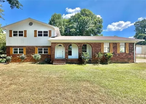 797 Mays Bridge Rd SW, Rome, GA 30165