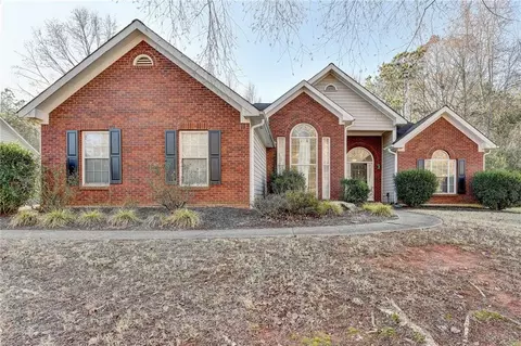 2060 Deer Creek Trl, Buford, GA 30519