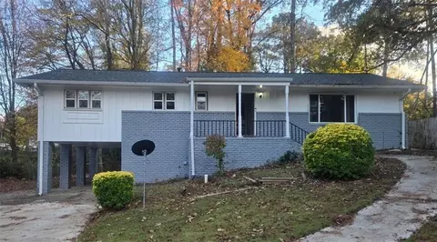2652 Winthrop Rd, Atlanta, GA 30337