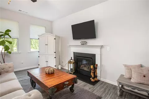 605 Edgemore Rd, Canton, GA 30114 photo 9