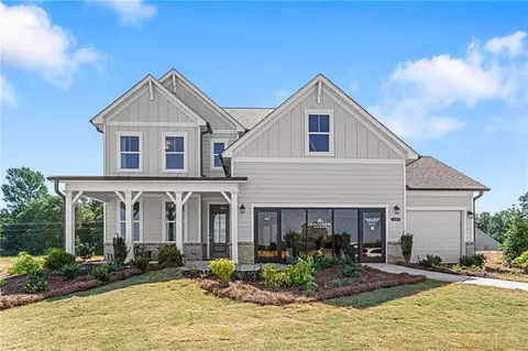 221 Grand Meadows Dr, Hoschton, GA 30548