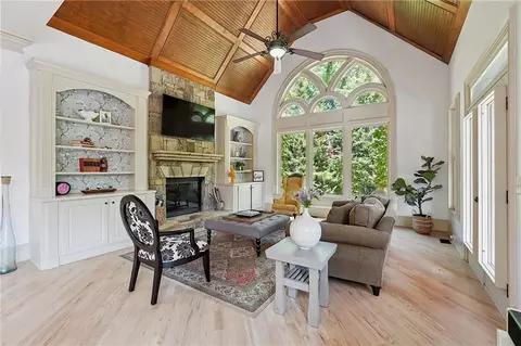 Living - 16580 Quayside Dr, Milton, GA 30004 photo 4 of 6