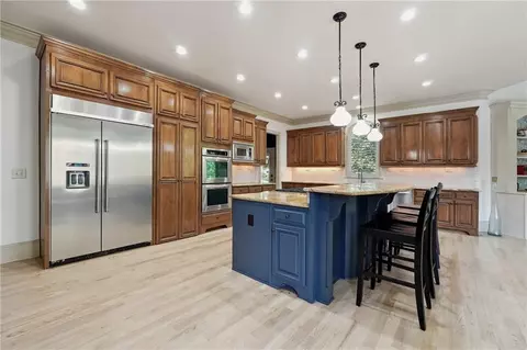 Kitchen - 16580 Quayside Dr, Milton, GA 30004 photo 3 of 5