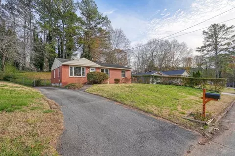 2649 Toni Pl SW, Marietta, GA 30060