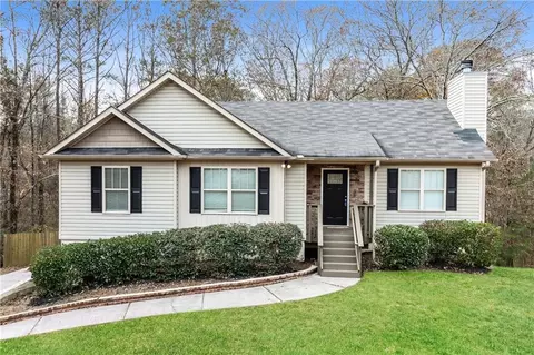 29 Autumn Pl NE, White, GA 30184