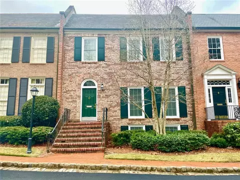 207 Townsend Pl, Atlanta, GA 30327