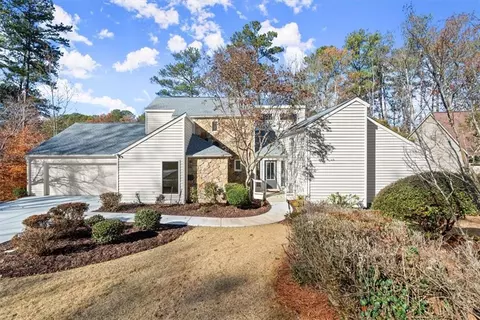 4337 Lake Chimney Ct NE, Roswell, GA 30075