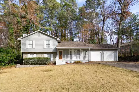 1472 Silver Maple Ct SW, Lilburn, GA 30047