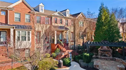 211 Alderwood Pt NE, Atlanta, GA 30328