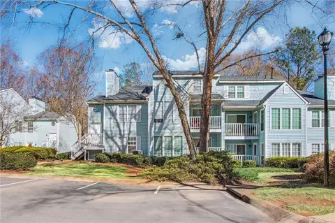 703 Glenleaf Dr, Peachtree Corners, GA 30092