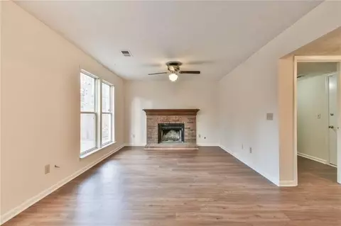 4021 E Meadow Dr, Duluth, GA 30096 photo 13