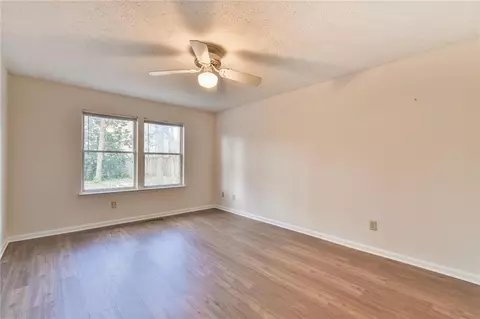 4021 E Meadow Dr, Duluth, GA 30096 photo 24