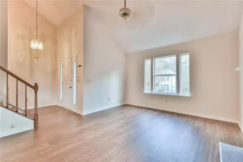 4021 E Meadow Dr, Duluth, GA 30096 photo 8