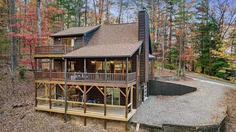 947 Mountain Oak Rd, Ellijay, GA 30536