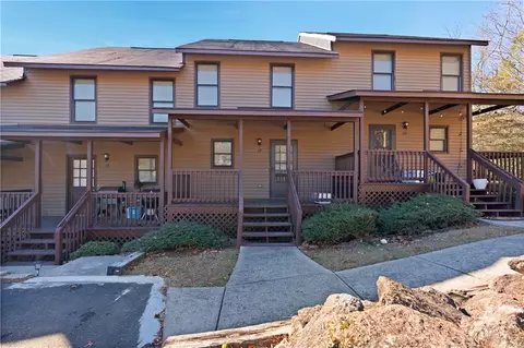 19 Mountain View Ct, Waleska, GA 30183