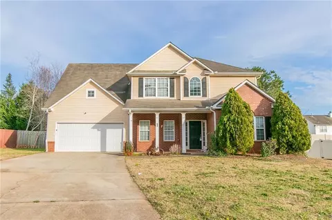 141 Vinings Dr, Mcdonough, GA 30253