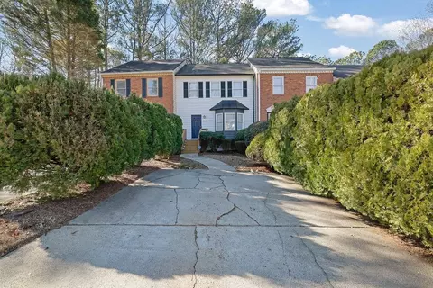 1312 Poplar Pointe SE, Smyrna, GA 30082