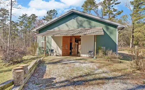 958 Shirley Grove Rd, Clarkesville, GA 30523