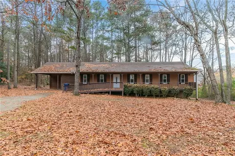 4065 Bent Oak Ct, Douglasville, GA 30135