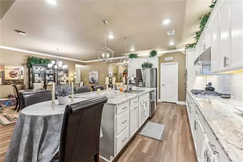 Kitchen - 595 Everton Pl, Grayson, GA 30017 photo 3 of 6