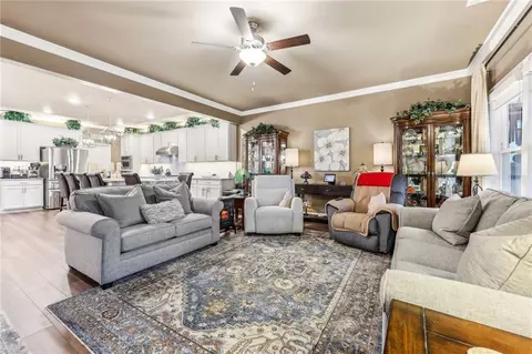 Living - 595 Everton Pl, Grayson, GA 30017 photo 2 of 2
